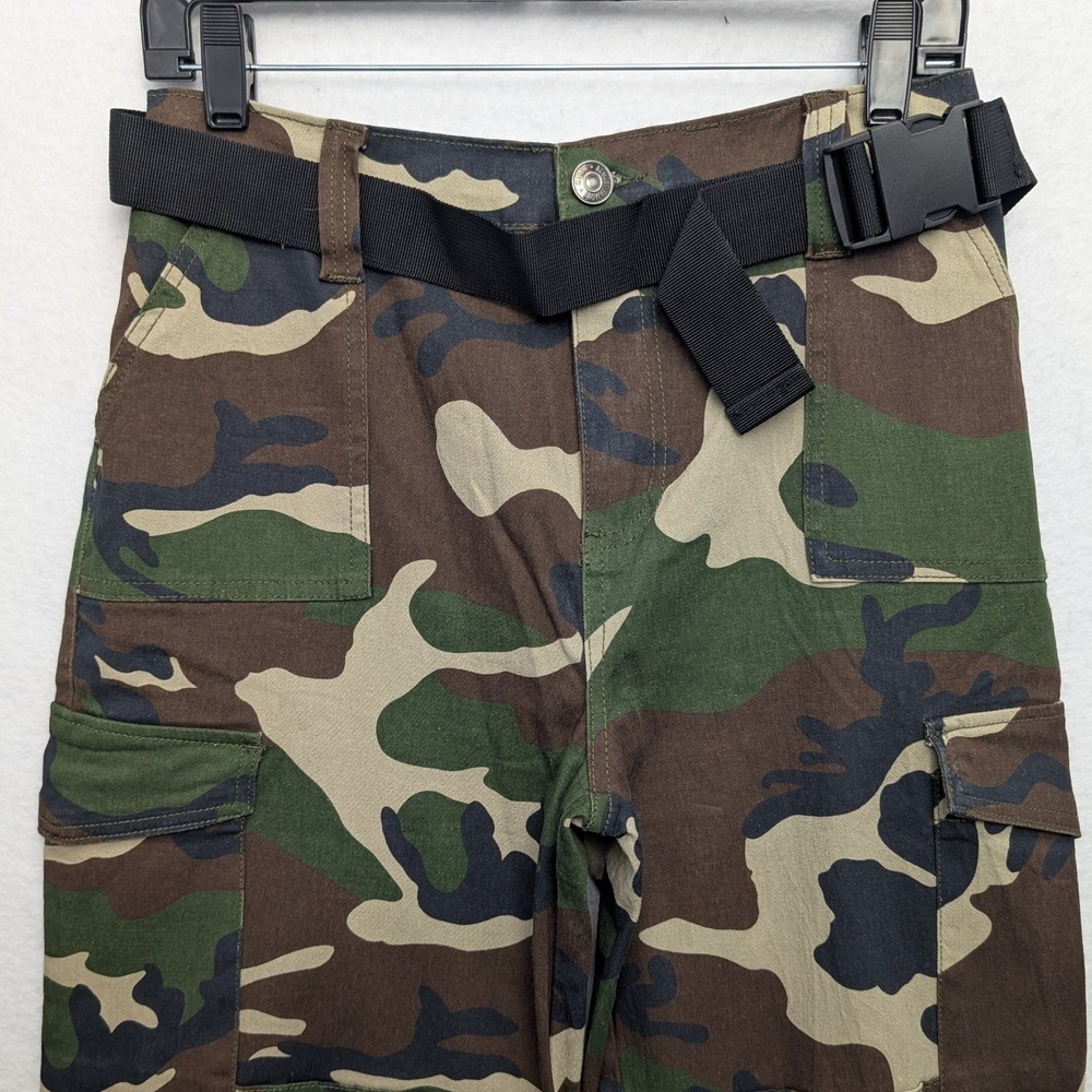 Almost Famous Camo Cargo Pants Womens Medium Green Camouflage Belted PW86A-94C - Picture 2 of 13